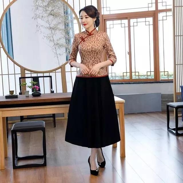豹纹旗袍 (8).jpg